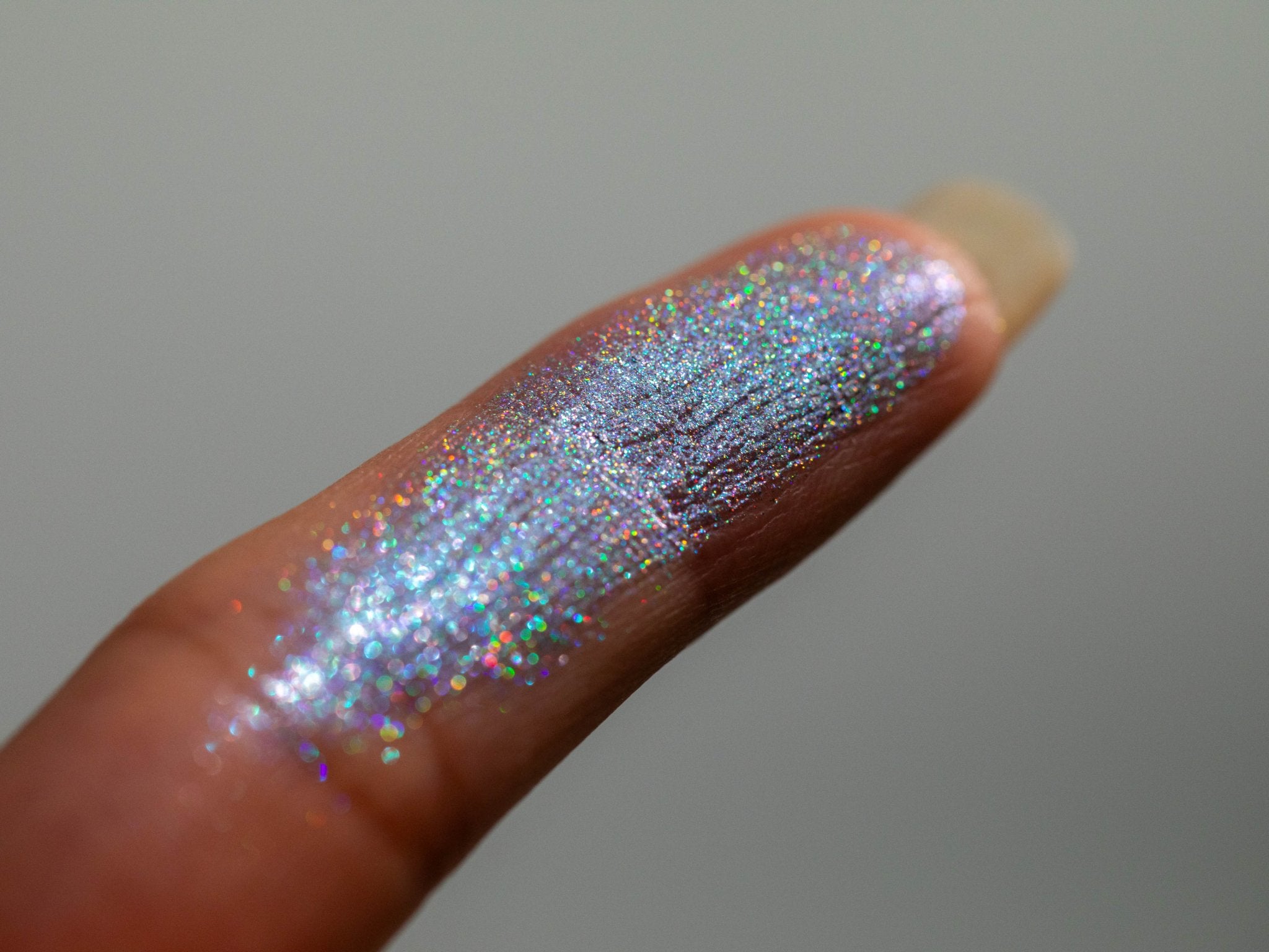 CLOUDY HOLO - TouchofGlamBeauty