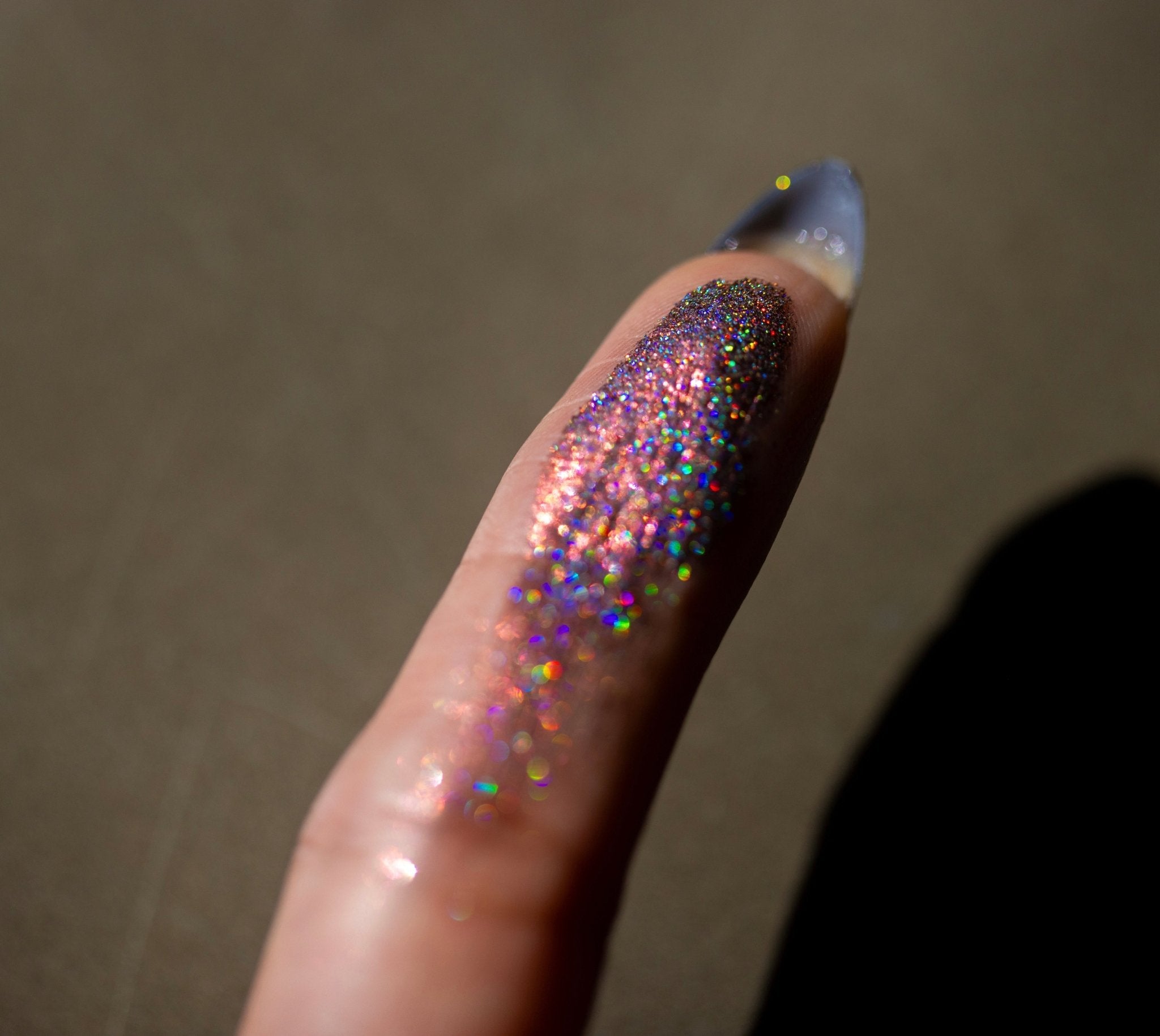 GOLDIE RED HOLO - TouchofGlamBeauty