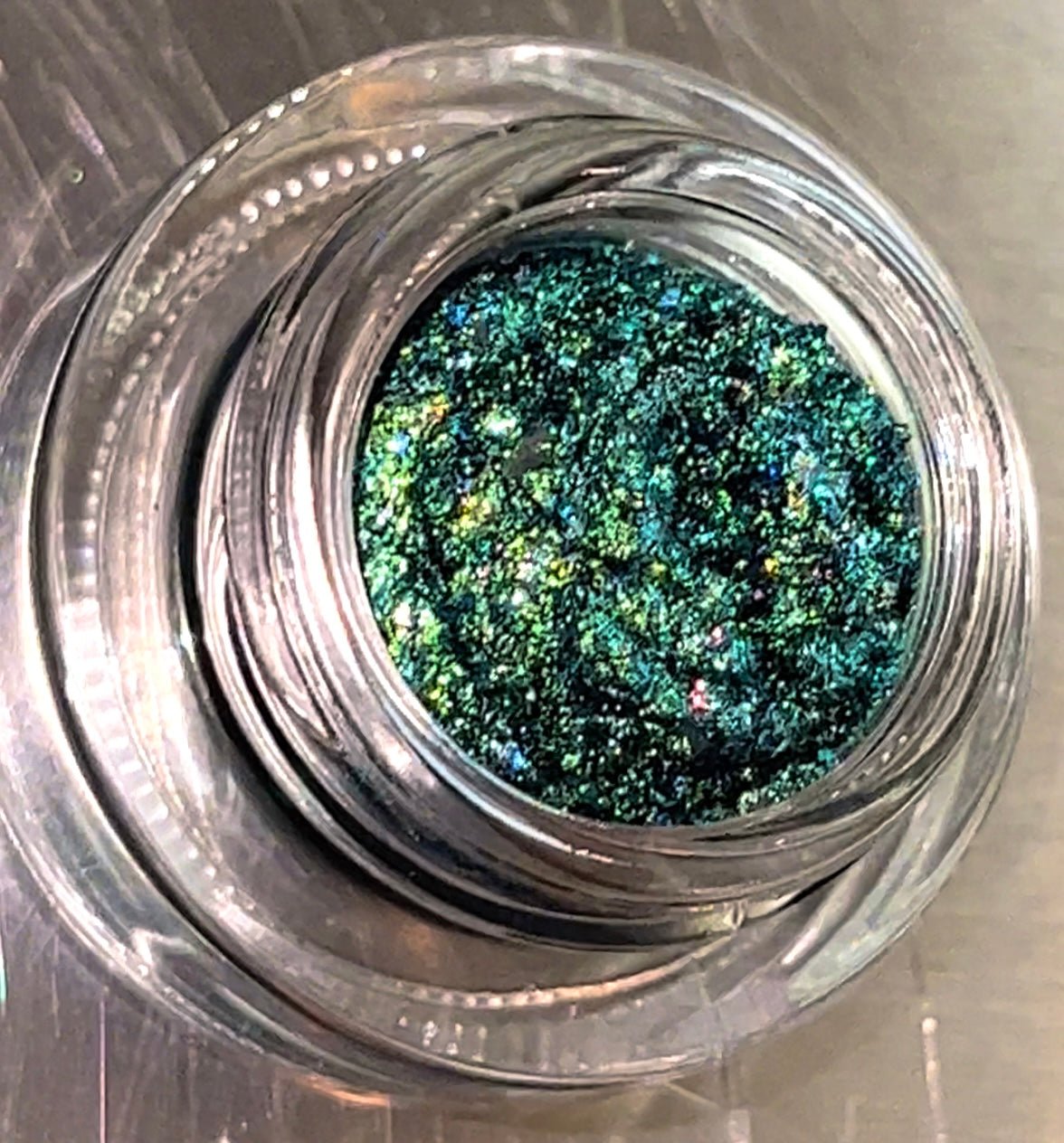 GREEN STREAK HOLO XTREME CREAM - TouchofGlamBeauty