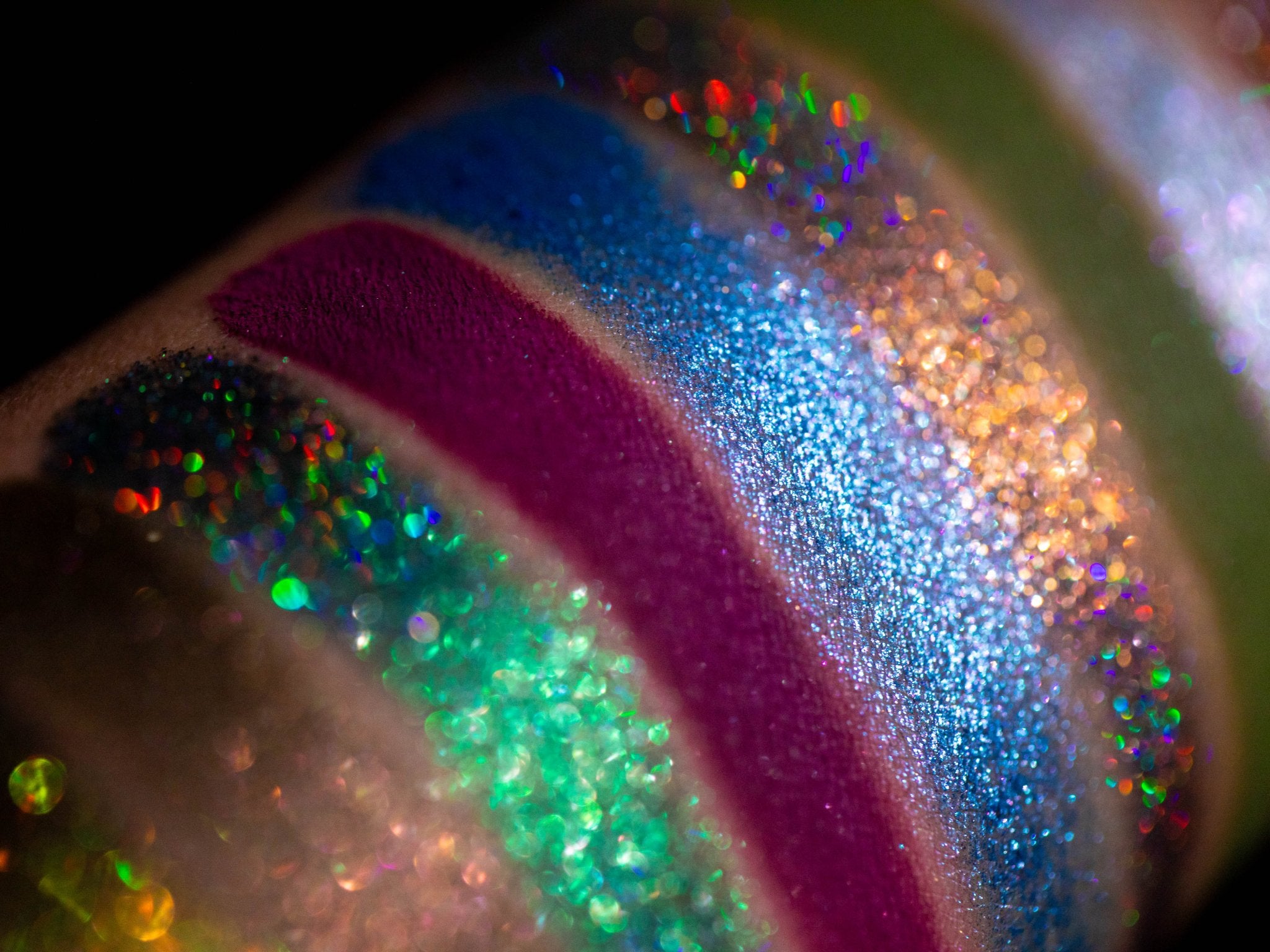 THERE'S BEEN A HOLO MISUNDERSTANDING - TouchofGlamBeauty
