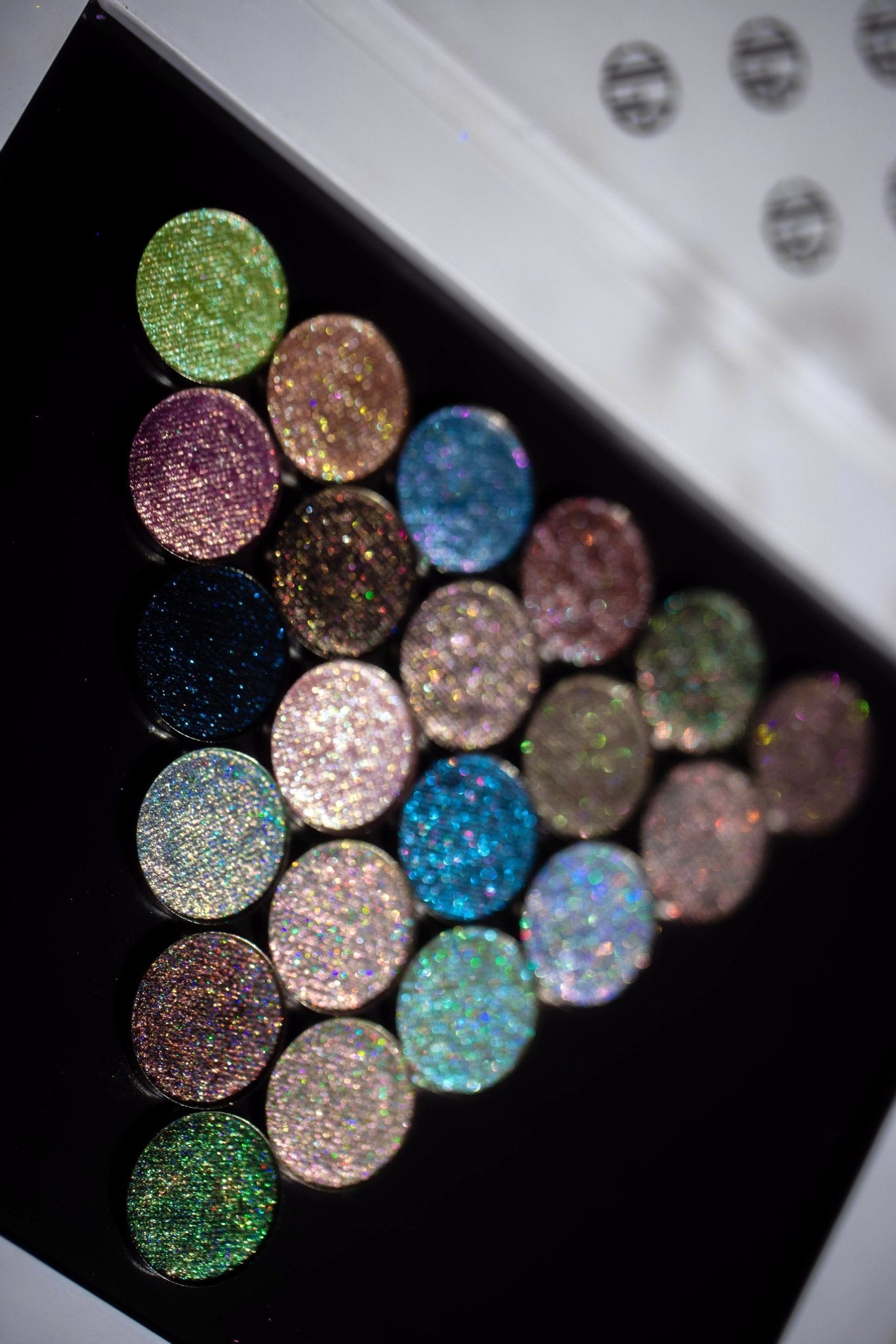 21 PAN THOUGHTS OF THE PAST BUNDLE - TouchofGlamBeauty