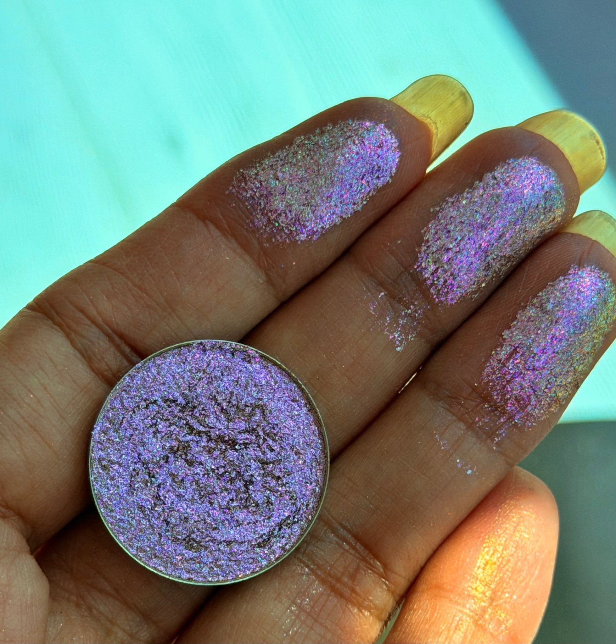 HOLO ECLIPSE - TouchofGlamBeauty