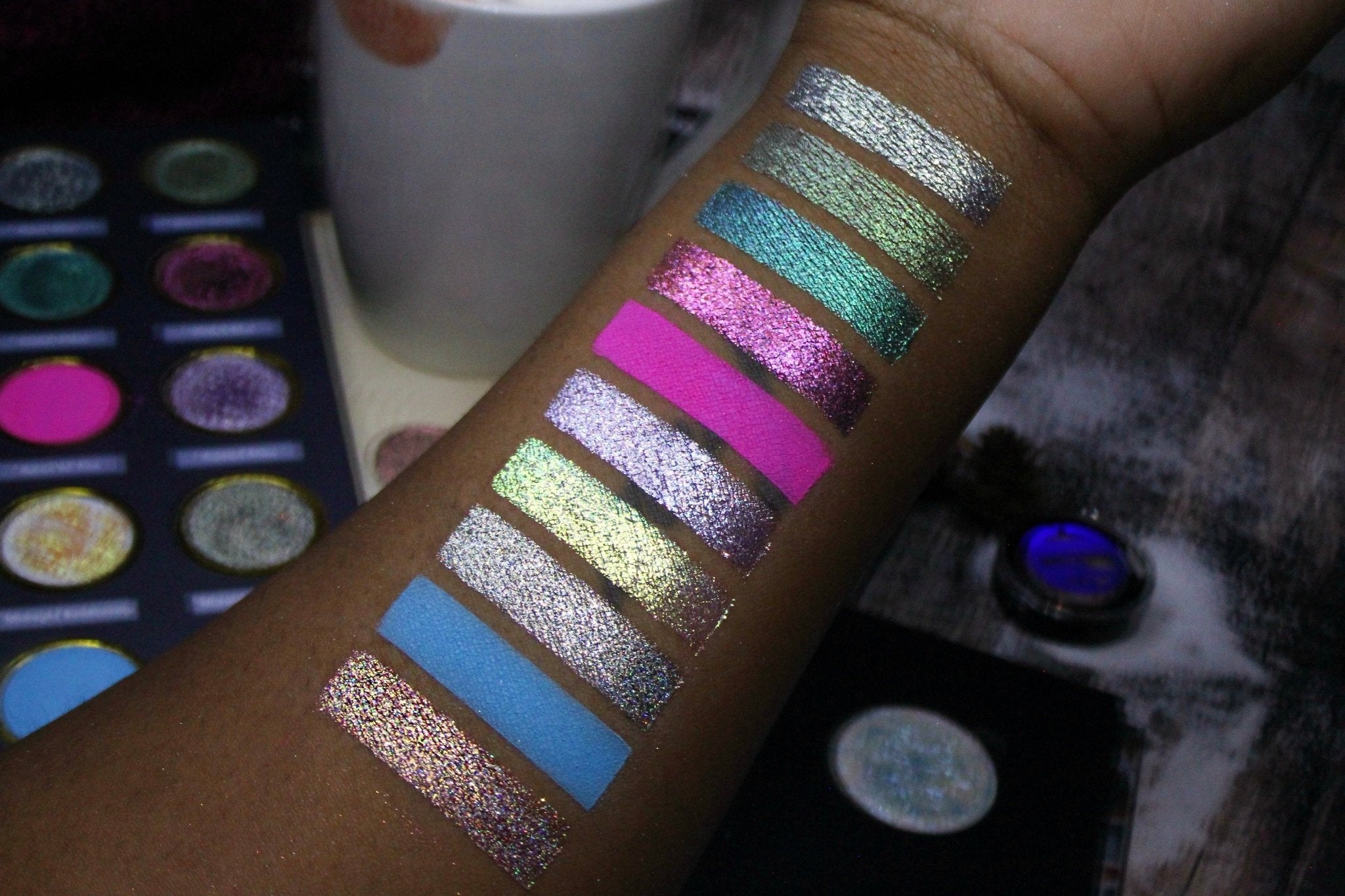 MIDNIGHT IN ASPEN PRESSED EYESHADOW PALETTE - TouchofGlamBeauty