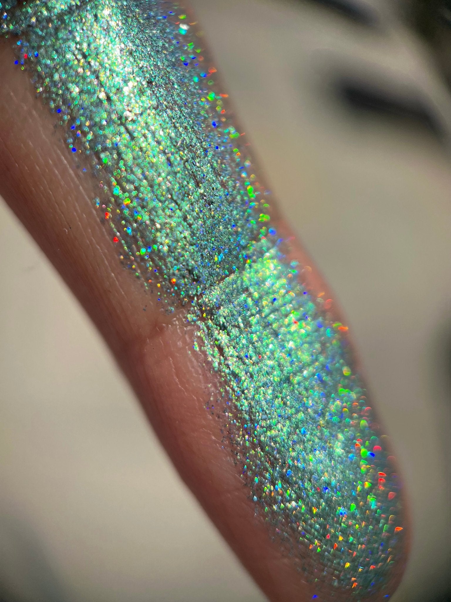 MINTY HOLO - TouchofGlamBeauty